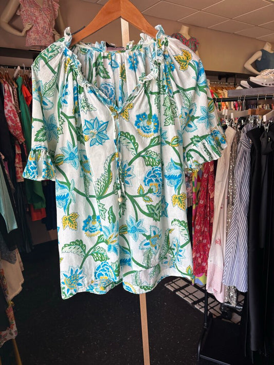 Tuckernuck-SS Floral Top w Ruffle Detail