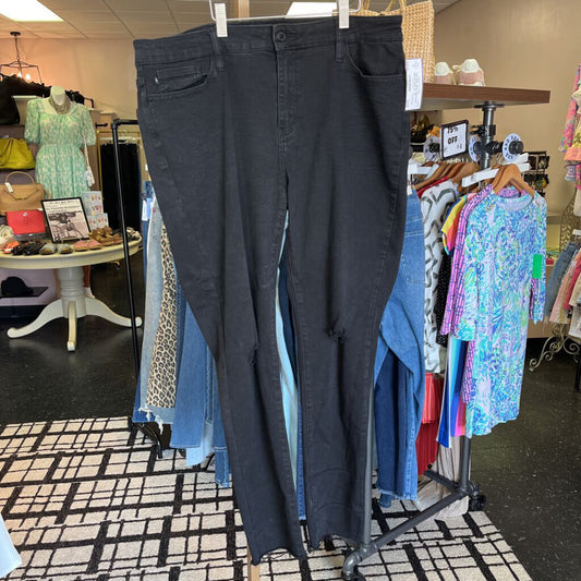 Judy Blue- Black Distressed Slim Fit Pants