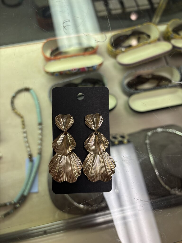 Tiered Gold Shell Earrings