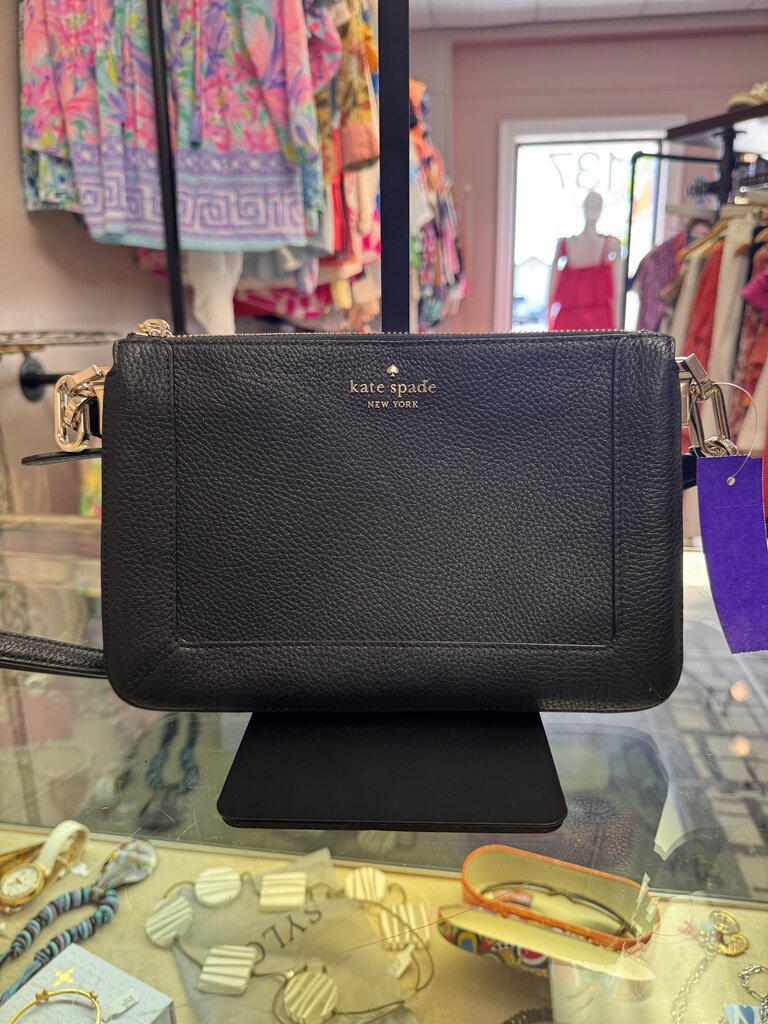 Dooney&Bourke- Nylon Crossbody Bag - Orange
