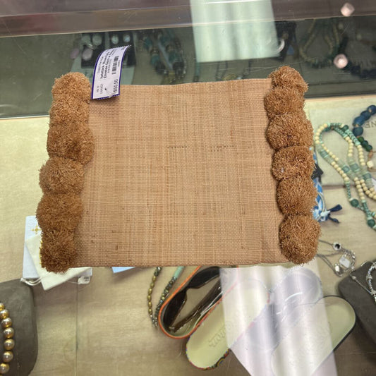 hatattack- Woven Raffia Envelope Clutch w. Pompoms
