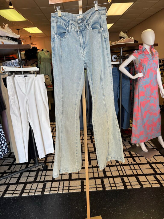 Austin Landing - Flare Jeans