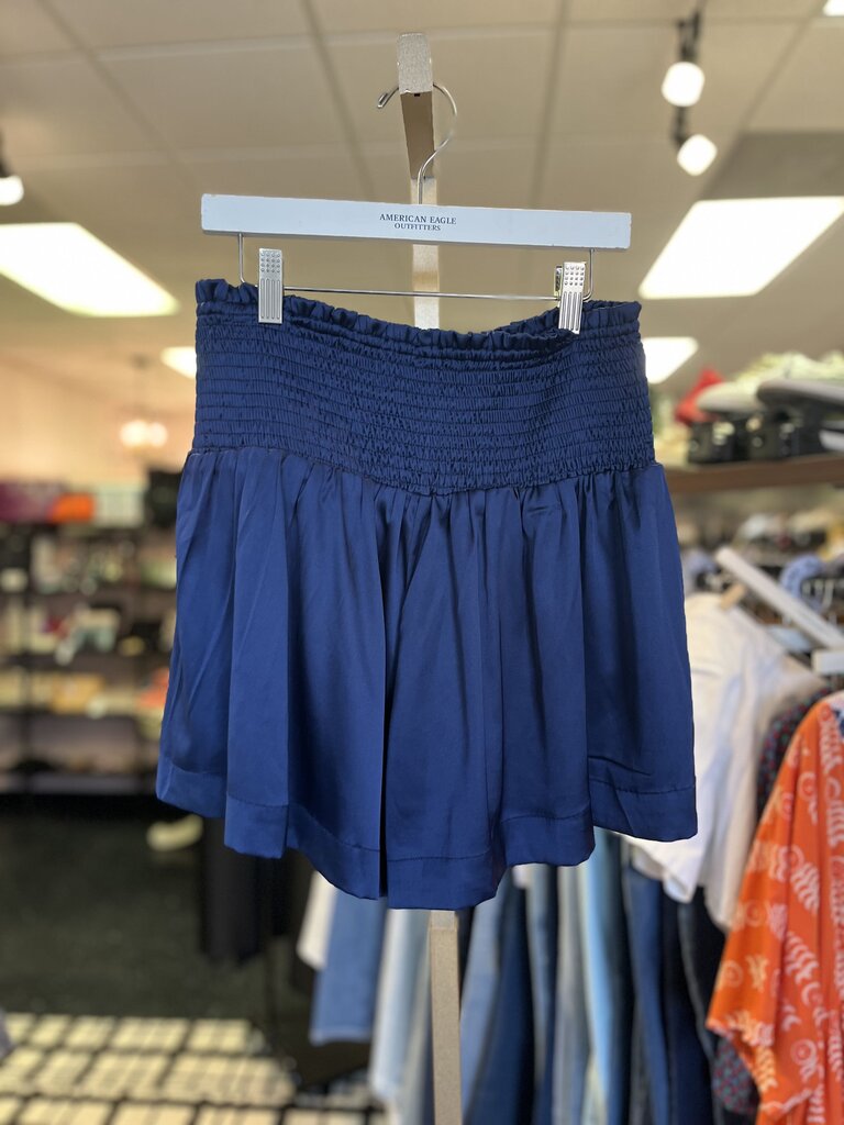 TCEC - NWT - Flutter Shorts in Navy
