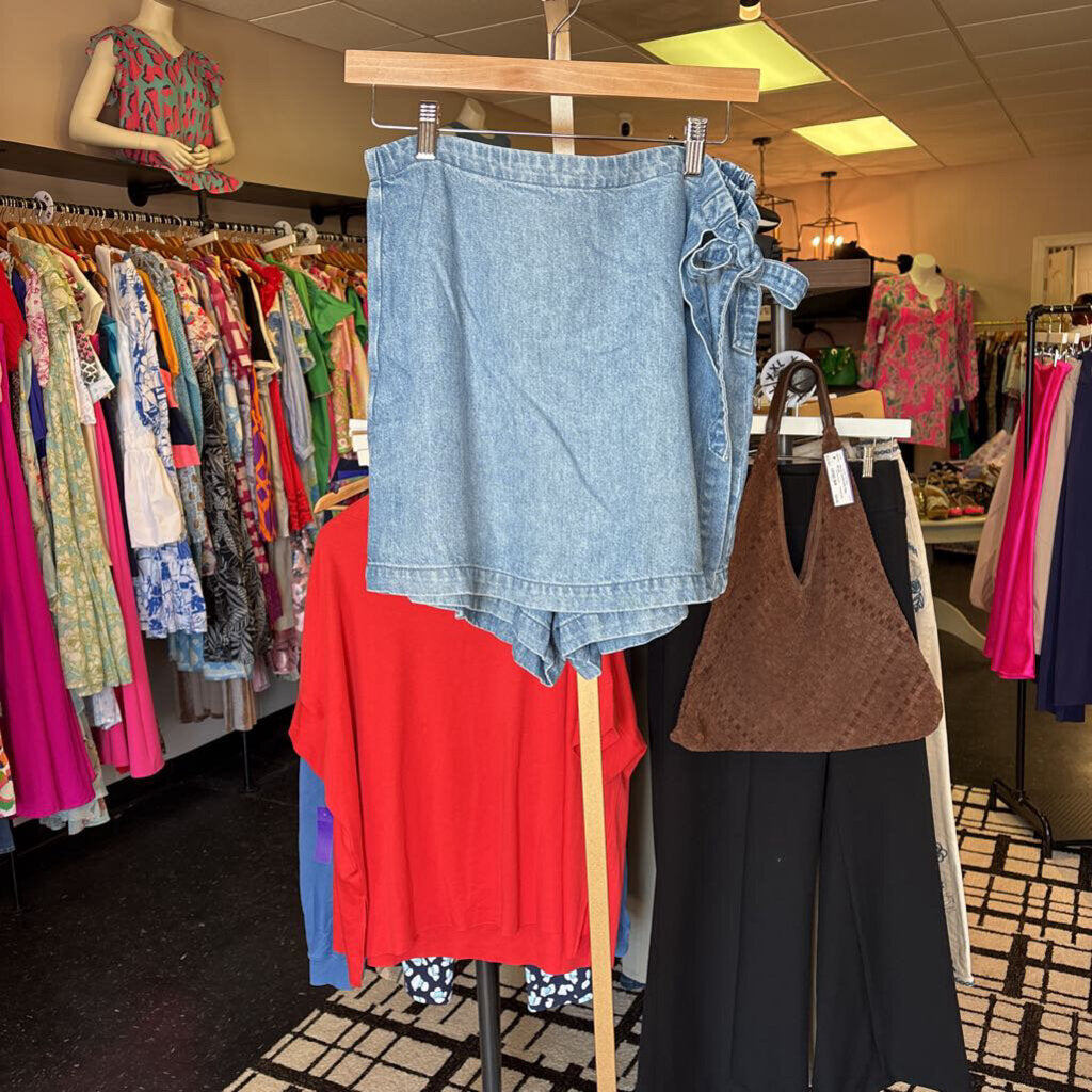 Cloth & Stone - Chambray Skort
