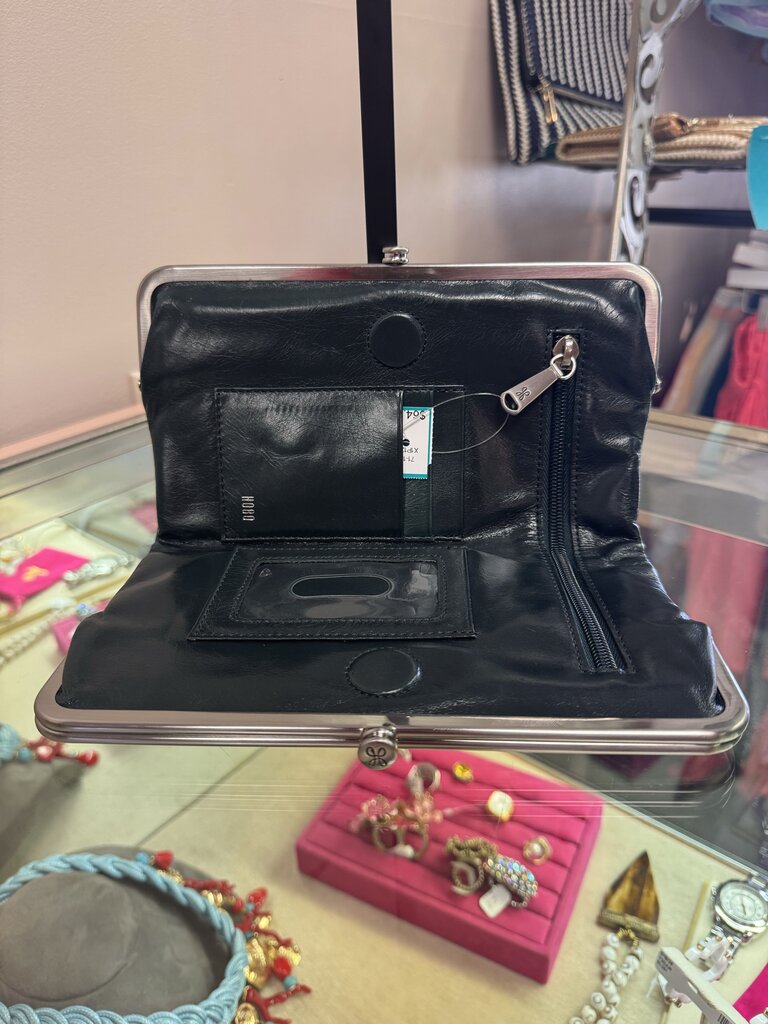 Hobo - Lauren Clutch Wallet