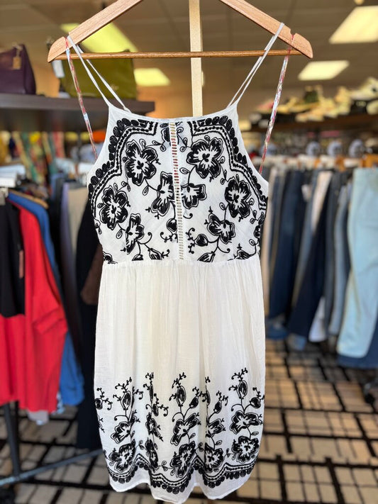Flying Tomato - Gauze Mini Dress w. Embroidery Detail - White