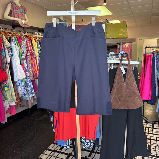 Tail - NWT - Active Bermuda Shorts - Navy