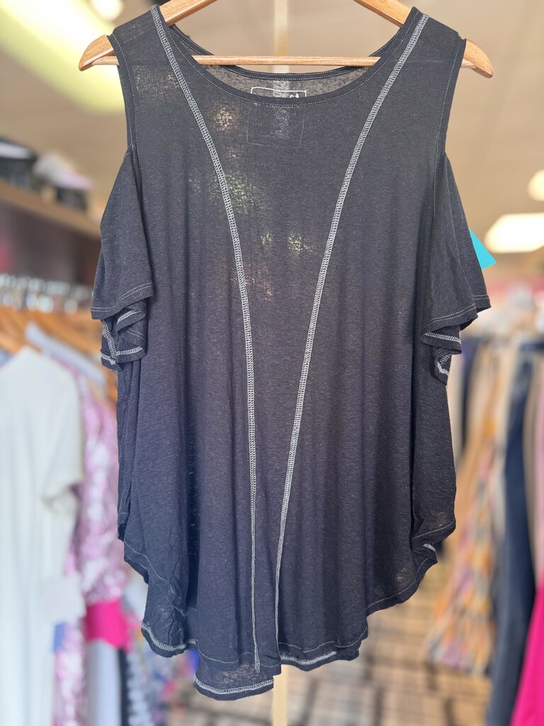 Free People - Cold Shoulder Top - Black