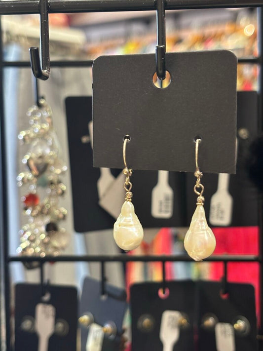 Baroque Pearl Drop Earrings