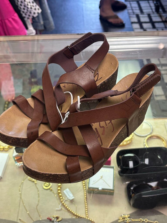 Blowfish - NWT - Brown Strappy Wedges