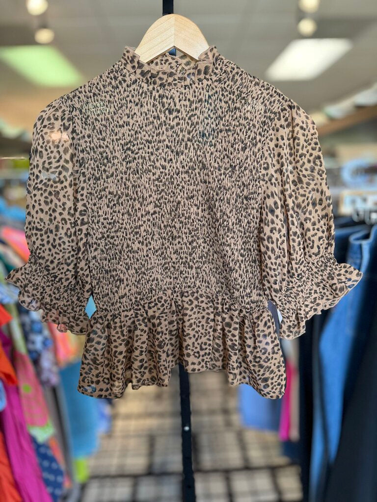Vestique - Cheetah Print Smocked Top -