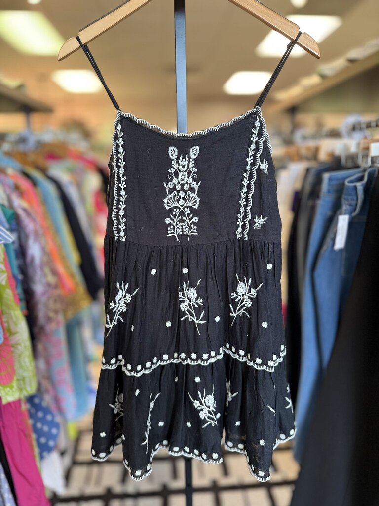 Urban Outfitters - Tiered Swing Dress - Black