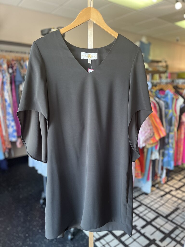 Anna Cate- Meredith Dress in Black