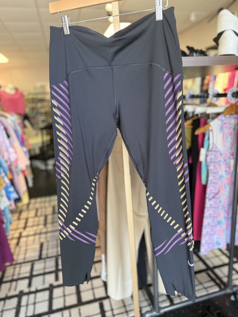 Nike - Speed Fit 7/8 Leggings - Black