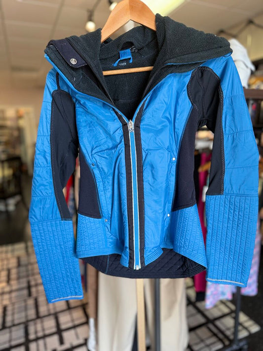 Lululemon - Bundle Up & Run Jacket - Blue