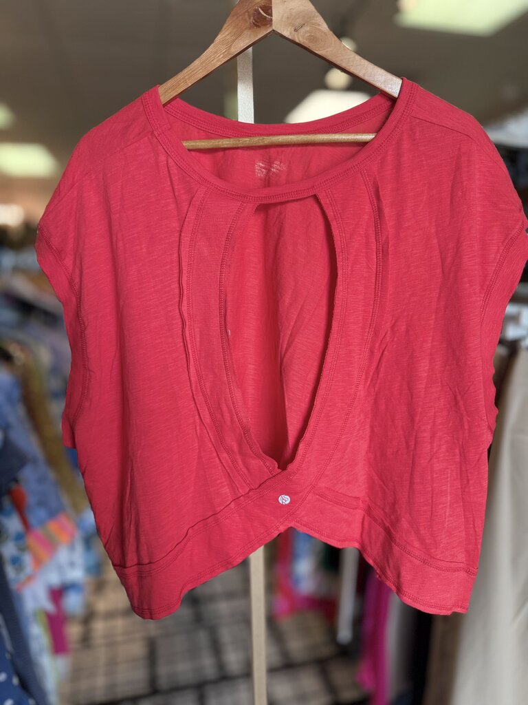Altar'd NWT- In Motion Circle Back Tee