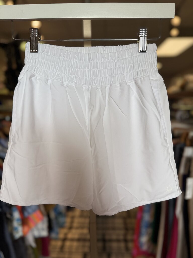 OFFLINE By Aerie NWT- 4" Hot Stuff Short-White