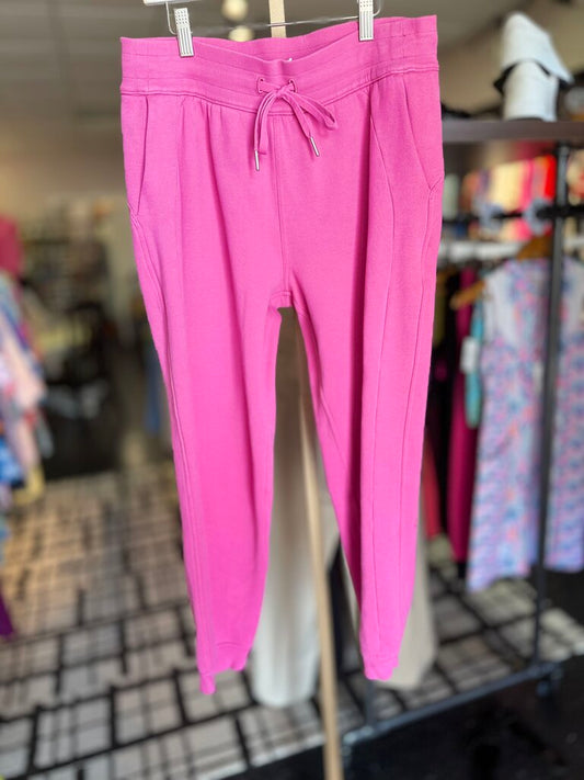 Lululemon- Scuba HR Joggers - Pink
