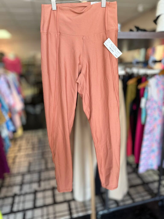 A&F - YPB - NWT - sculptLUX Legging in Brick