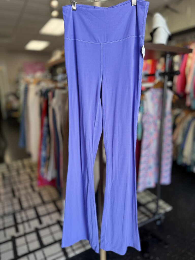 Lululemon- Groove Nulu Flare Leggings