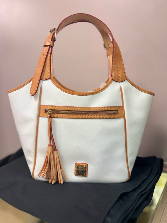 Dooney&Bourke - Leather Maddie Shoulder Bag - White