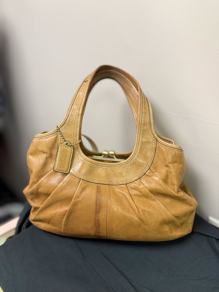 VTG Coach- Ergo Pleated Kiss Lock Bag - Tan