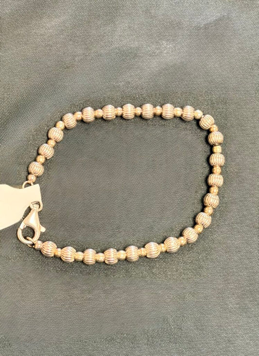 VTG - 925 Sterling Silver Ribbed Bead Bracelet
