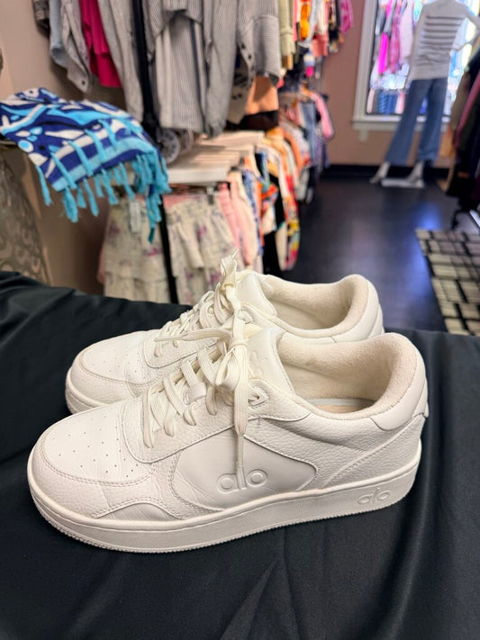 alo- Yoga Recovery Mode Sneakers - White