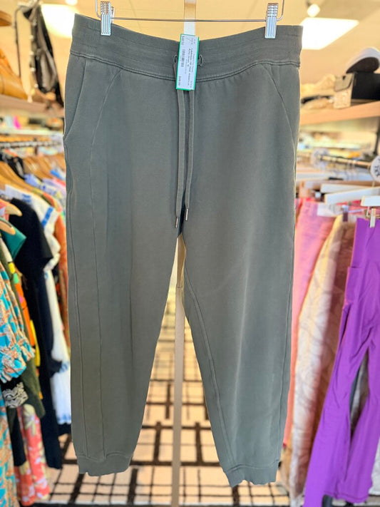 Lululemon- HR Align Joggers in Army Green