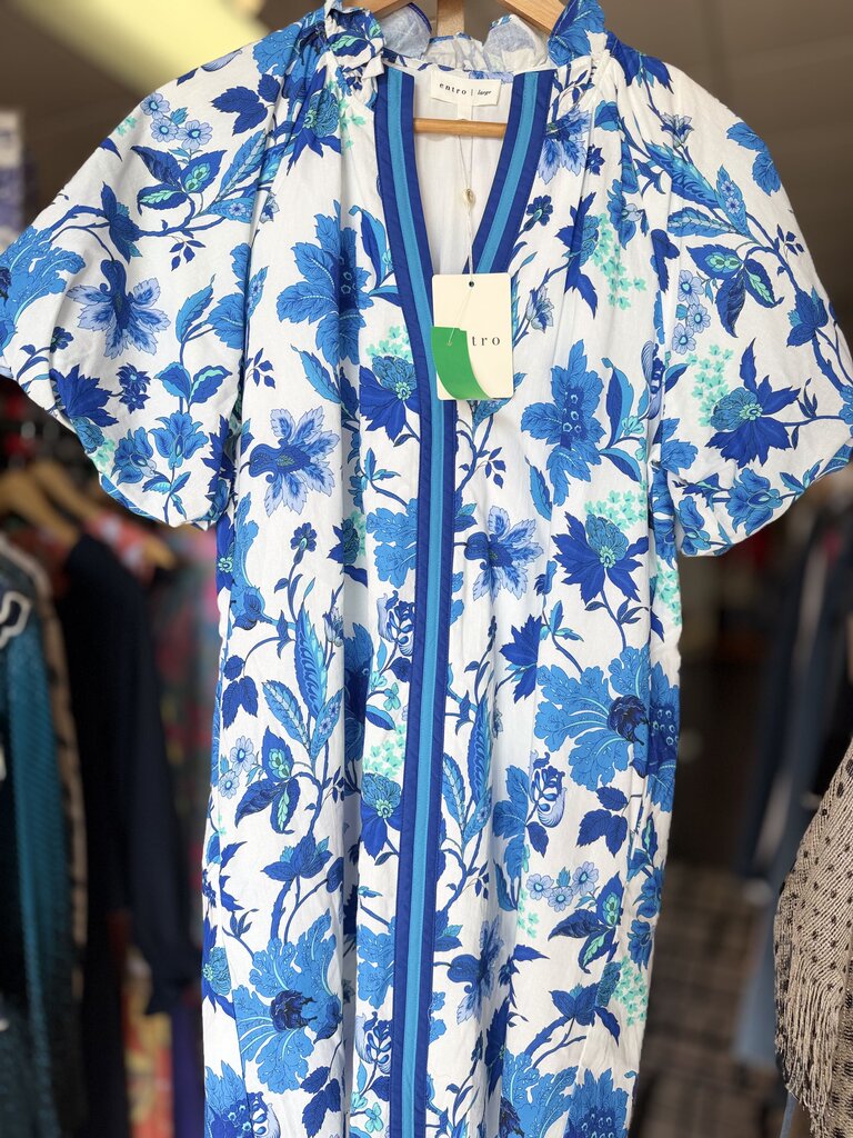 Entro NWT - Lala Floral Print Dress