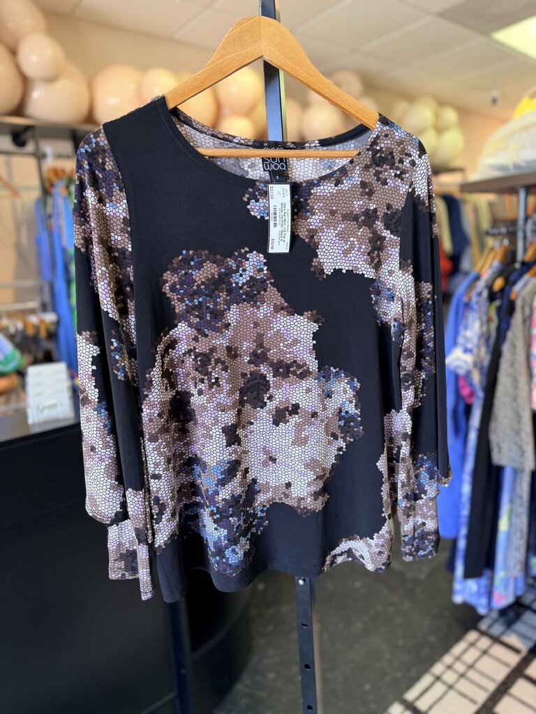 Clara Sun Woo - LS Top w. Mosaic Tile Print - Black