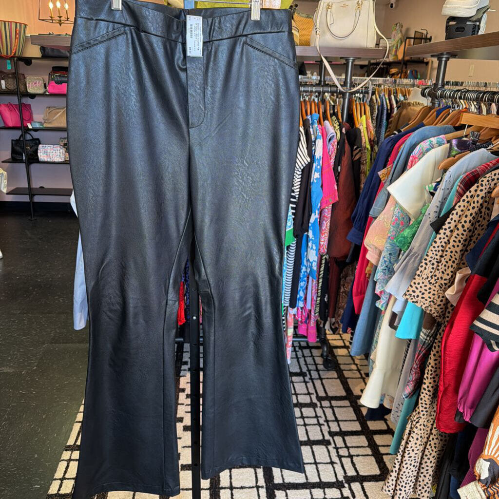 Versona - Faux Leather Pull-On Flares - Black
