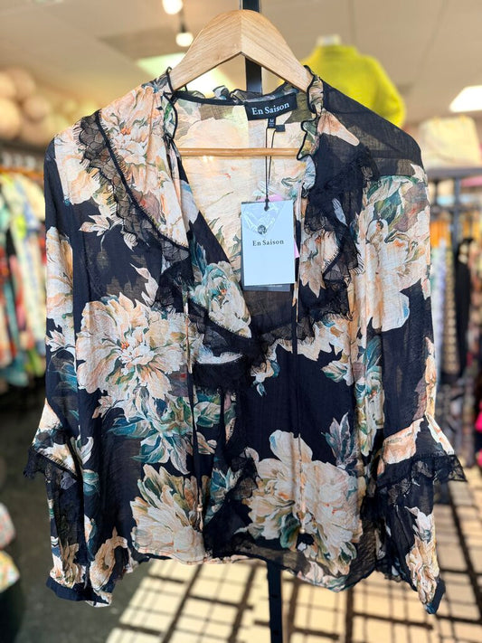 En Saison - NWT Floral Print Blouse