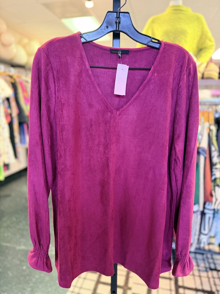 Joh - Abigail Stretch Suede LS V-Neck Top in Wine