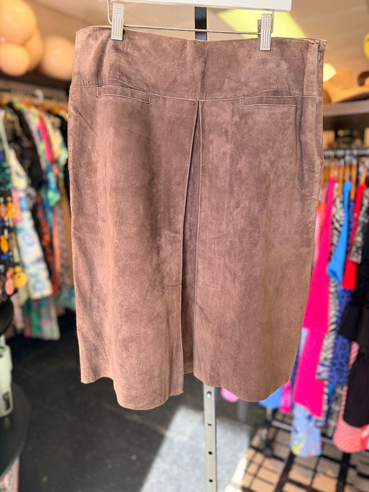 Elizabeth McKay - Suede A-Line Skirt - Brown
