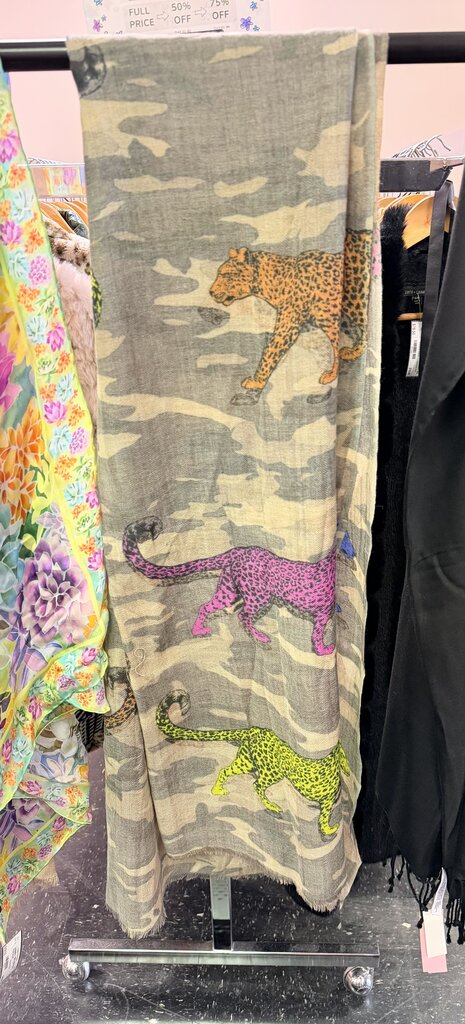 Vilagallo -Camo & Cheetah Print Lightweight Scarf