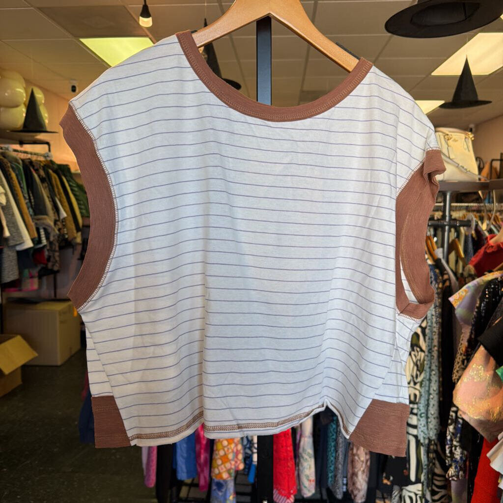 Altar'd State NWT -Sunny Day Open-Back Tee - Blue/Brown