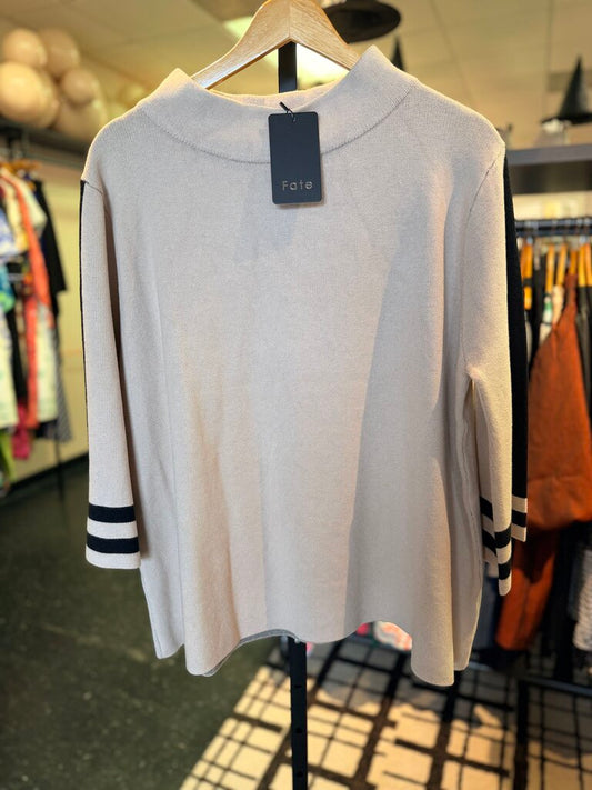 Fate NWT - Knit Mockneck Sweater w. Bell Sleeves - Taupe