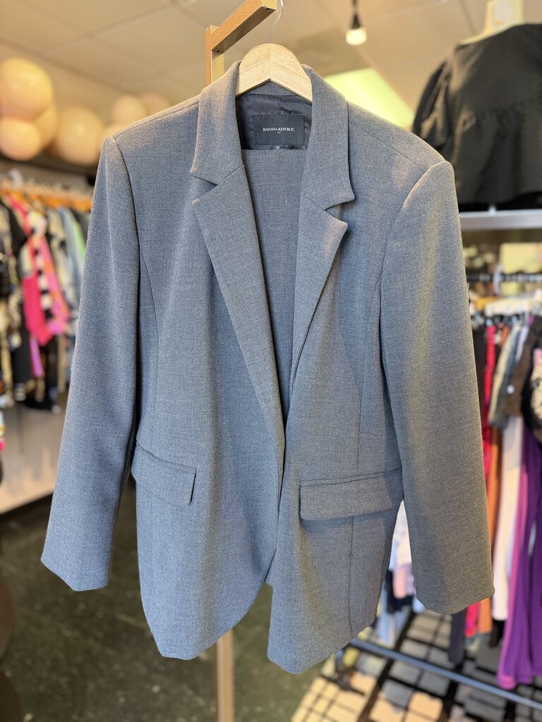 Banana Republic - Powerhouse Blazer & Dress Pants
