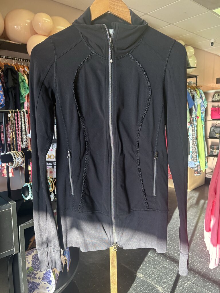 Lululemon - Forme Jacket in "Ruffled Up" - Black