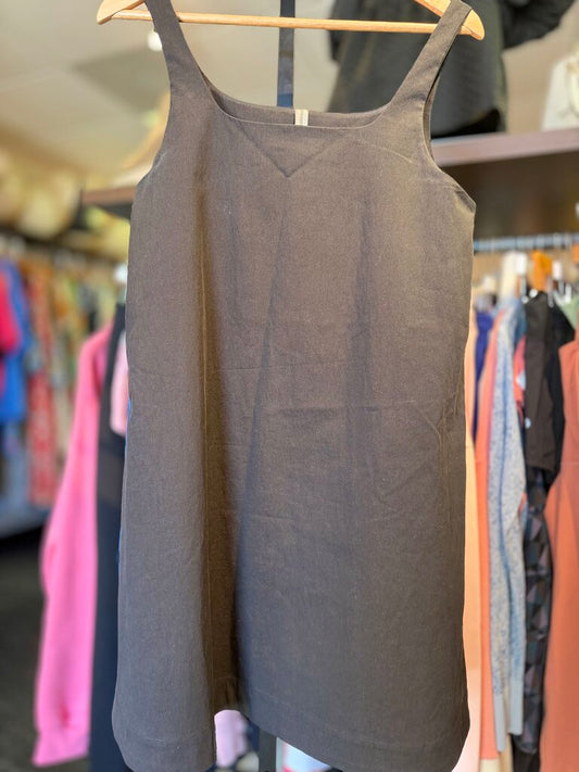 Anthropologie - Sleeveless Square-Neck Shift Mini - Black