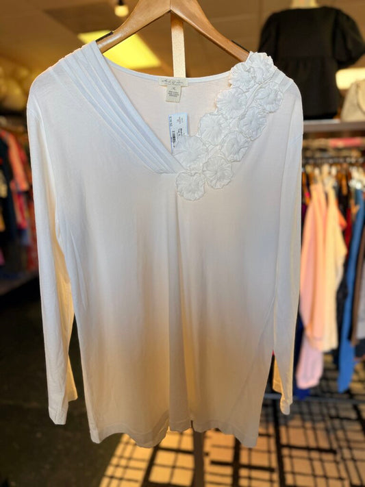 Mod-O-Doc - LS Floral Neckline Top