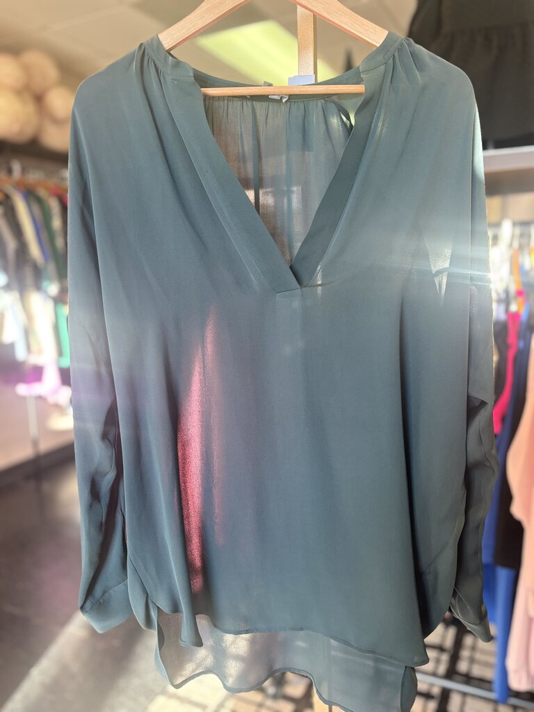 Vince - LS Silk Popover Blouse - Green