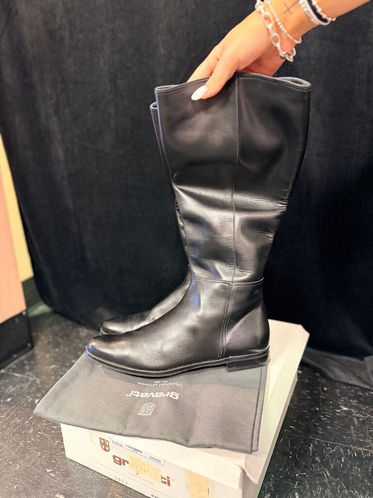 Gravati - Leather Leather Tall Flat Boot - Black