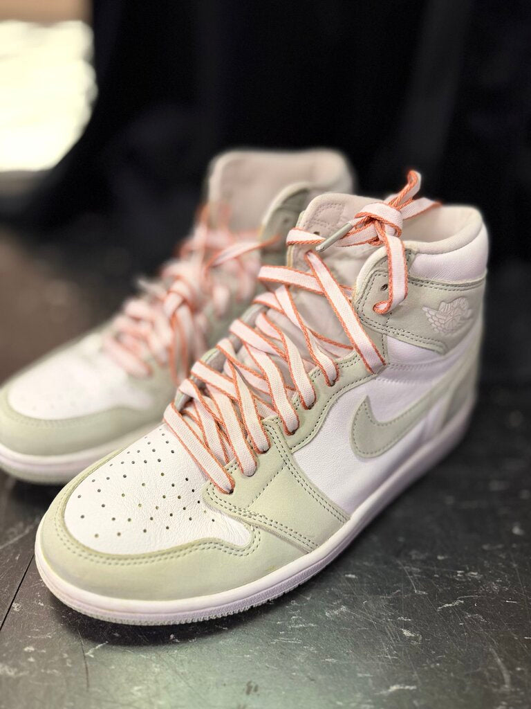 Nike - Air Jordan 1 Retro High OG in Seafoam Colorway