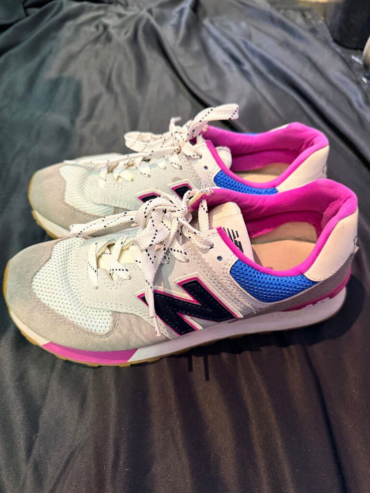 New Balance - 574 Sneakers in Marblehead