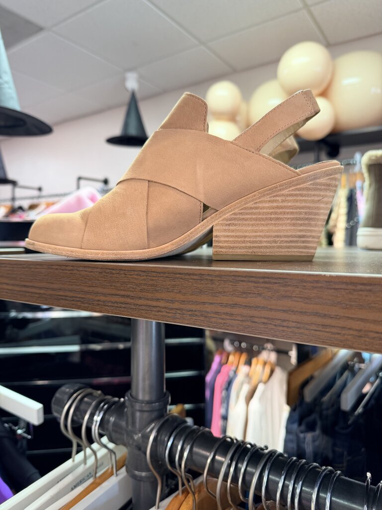 Eileen Fisher - Leather Token Slingback Booties - Tan