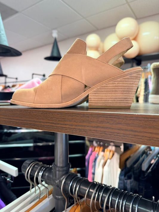 Eileen Fisher - Leather Token Slingback Booties - Tan