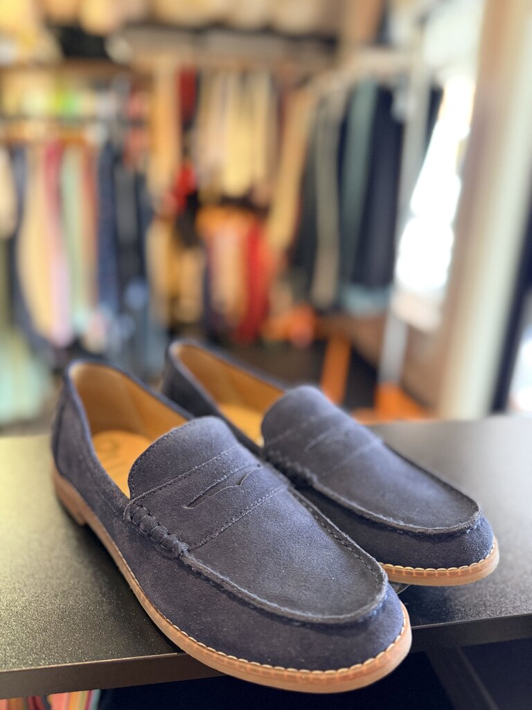 Hush Puppies-Wren Loafers in Navy