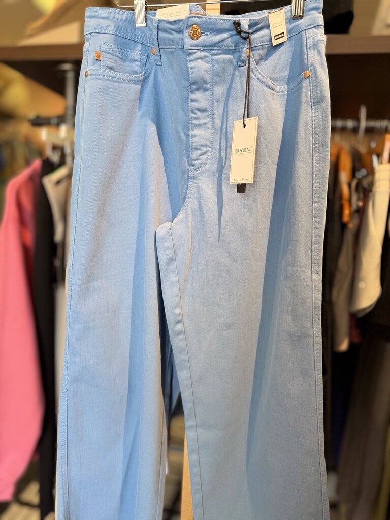 Judy Blue NWT - HR Wide Leg Crops - Sky Blue